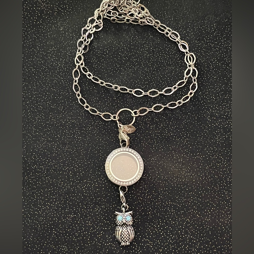 Origami Owl Necklace